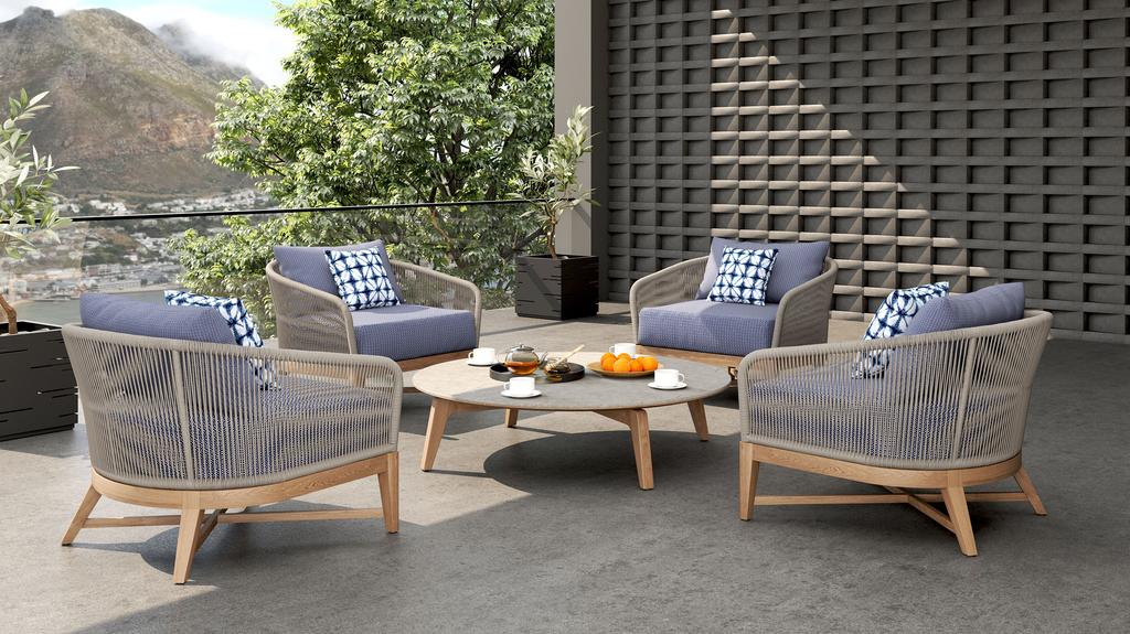 Emmilie Single Seater - Ambiance Image~~